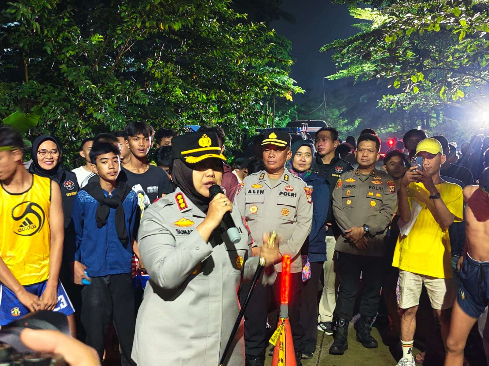 Fun Night Run Polres Metro Bekasi di Stadion Wibawa Mukti, Upaya Cegah Kenakalan Remaja IMG-20260309-WA0001